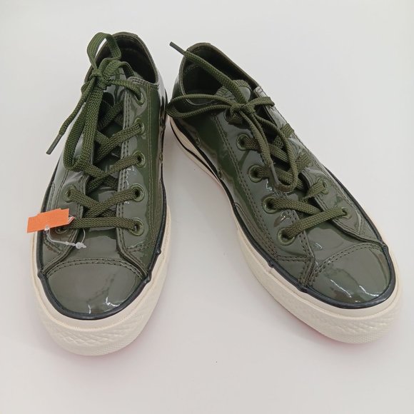 CONVERSE CHUCK TAYLOR SHOES WOMENS SIZE 6 - Picture 8 of 14